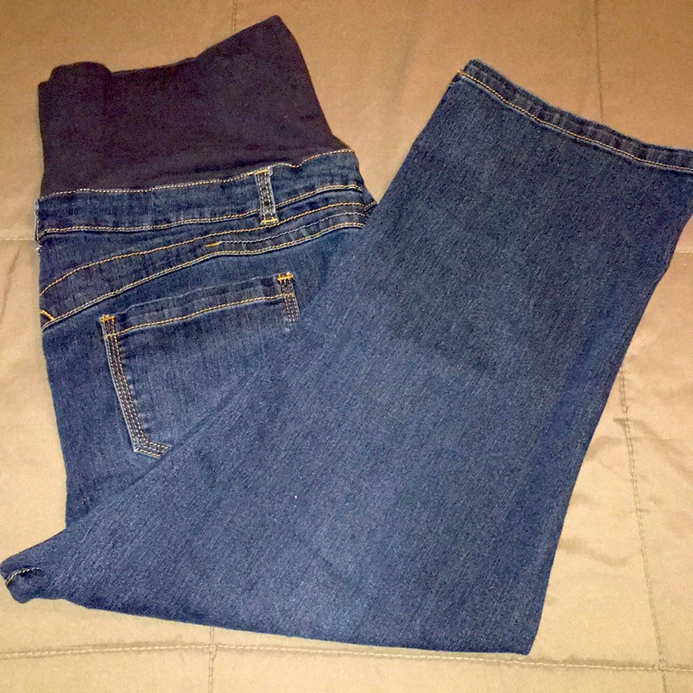Women’s maternity capris